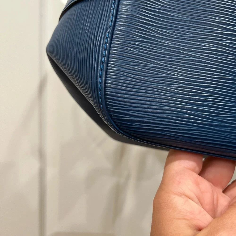 Louis Vuitton Petit Noe - Picture 8 of 15